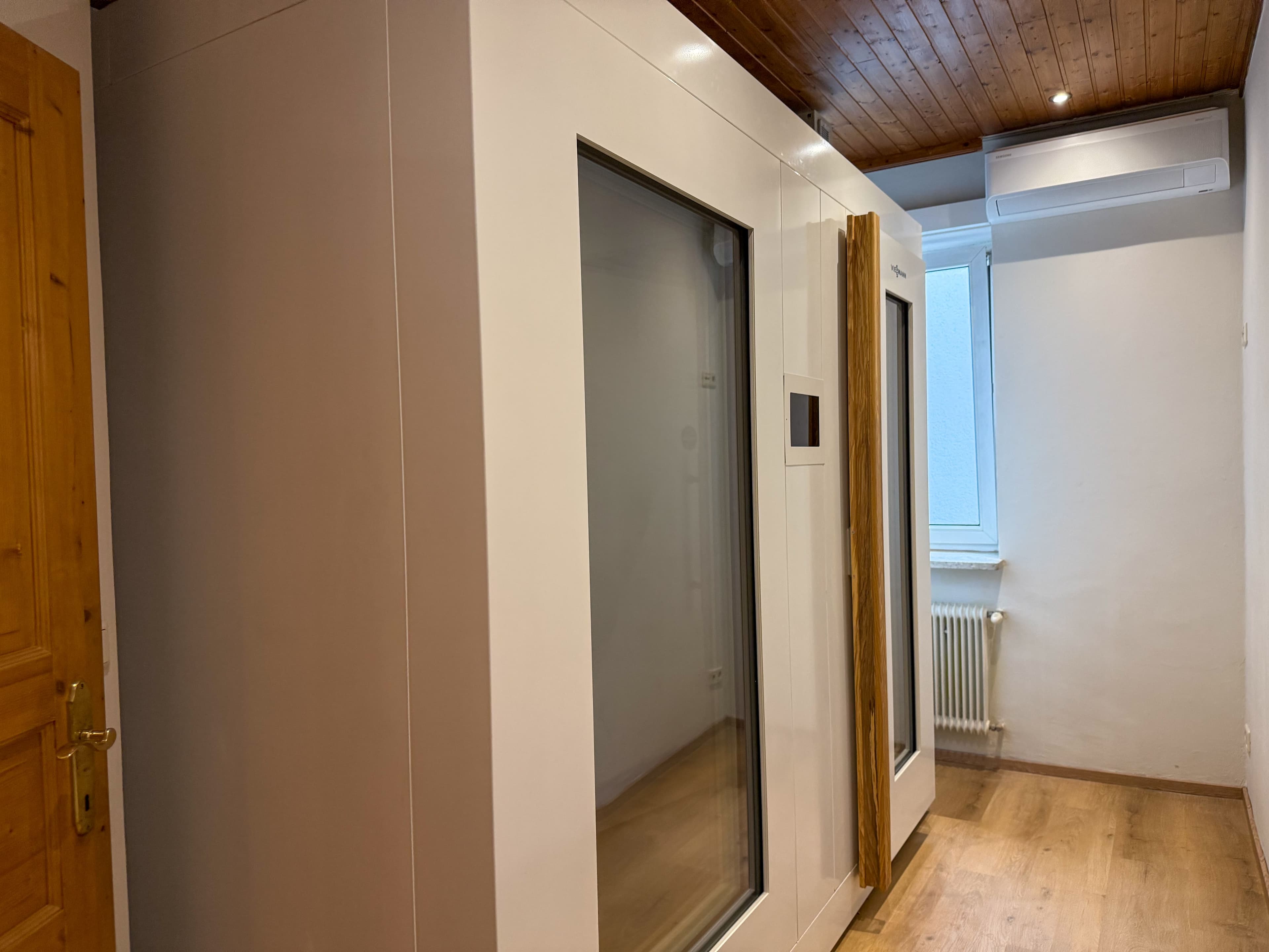 Cryo chamber Vital Lounge 3